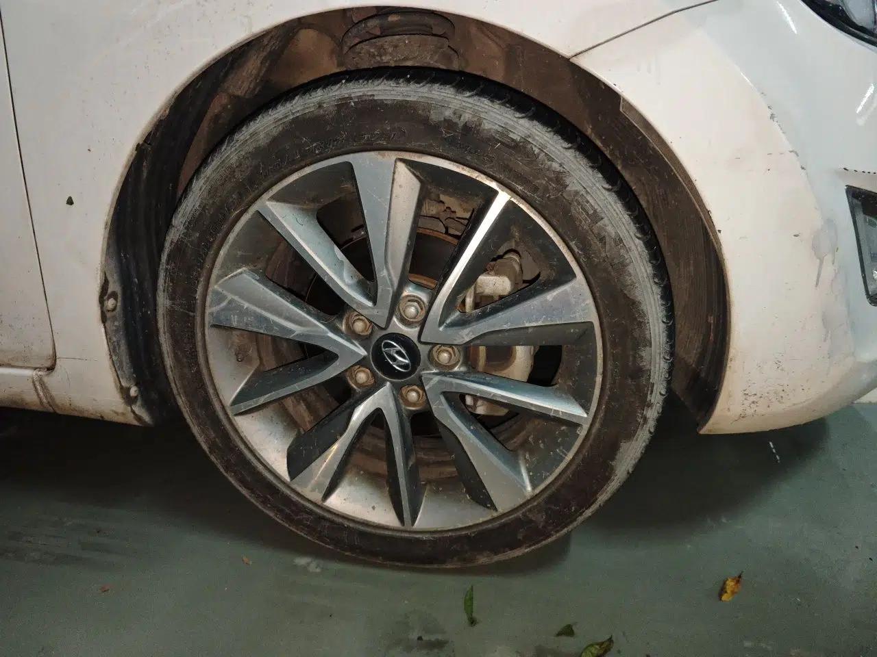 Hyundai Elantra (5th Generation / Langdong) 2015 1.6L Automatic Luxury Model — миниатюра 8