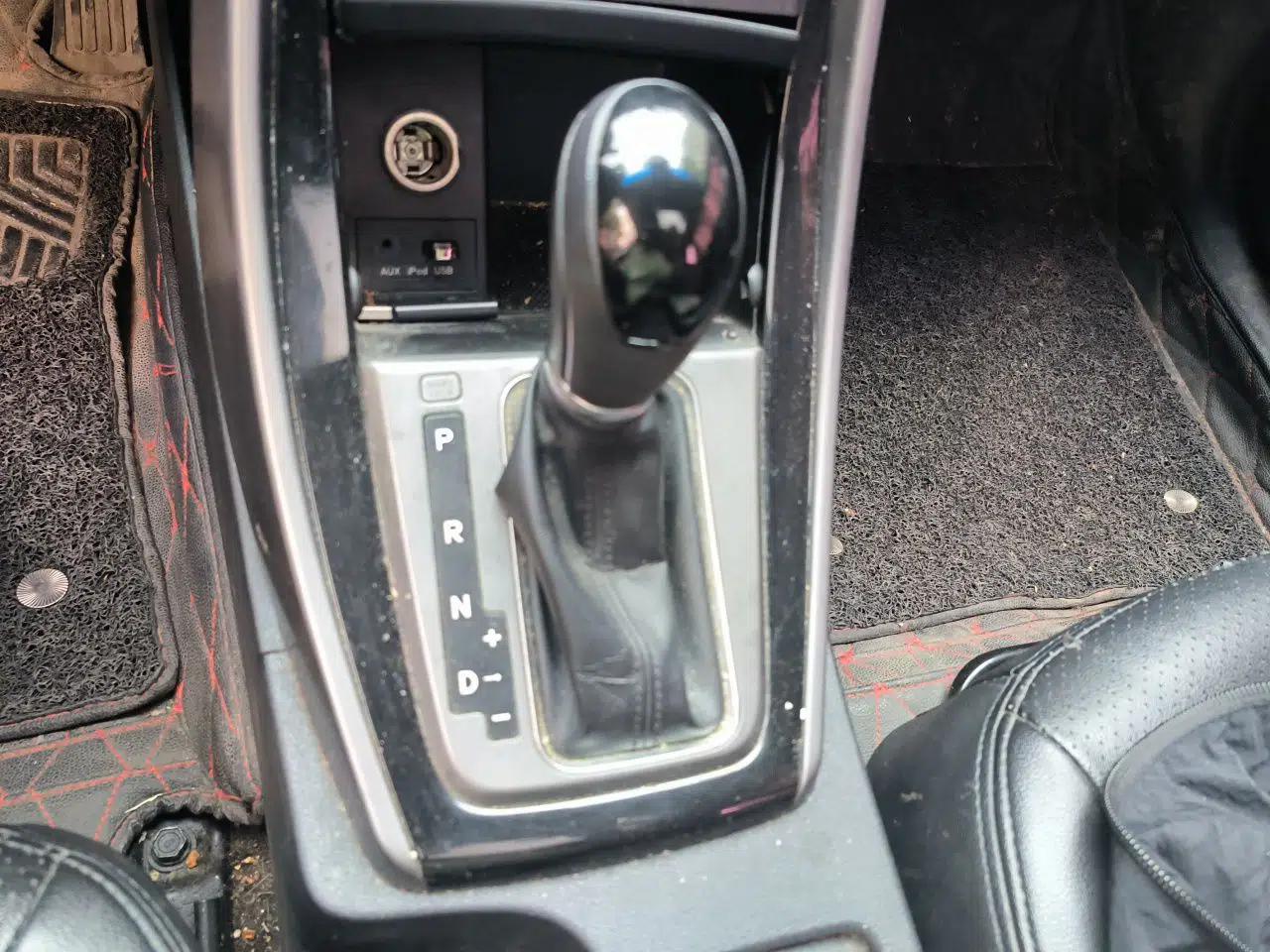 Hyundai Elantra (5th Generation / Langdong) 2016 1.6L Automatic Prestige Model — миниатюра 14