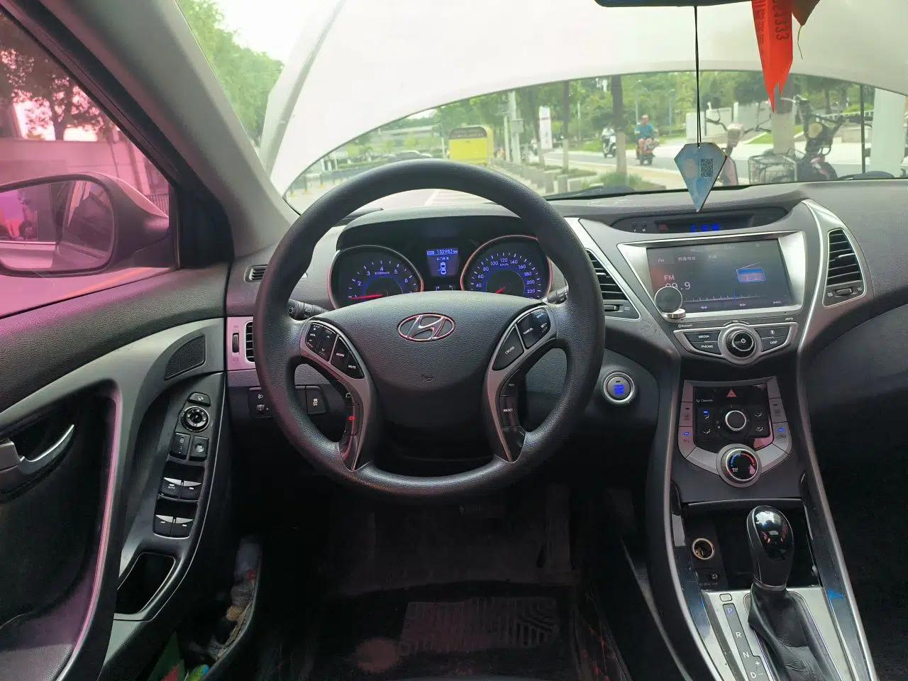 Hyundai Elantra (5th Generation / Langdong) 2016 1.6L Automatic Prestige Model — миниатюра 10