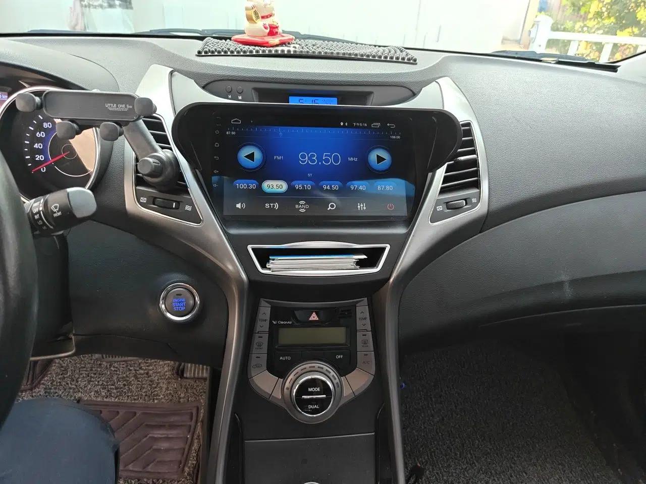 Hyundai Elantra (5th Generation / Langdong) 2013 1.6L Automatic Luxury Model — миниатюра 13