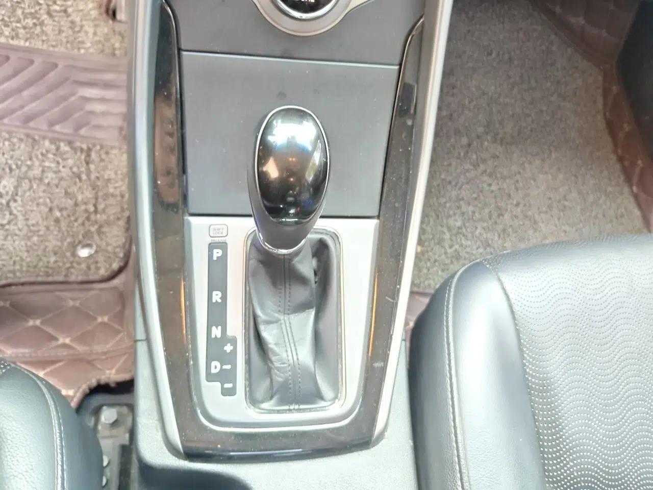 Hyundai Elantra (5th Generation / Langdong) 2013 1.6L Automatic Luxury Model — миниатюра 14