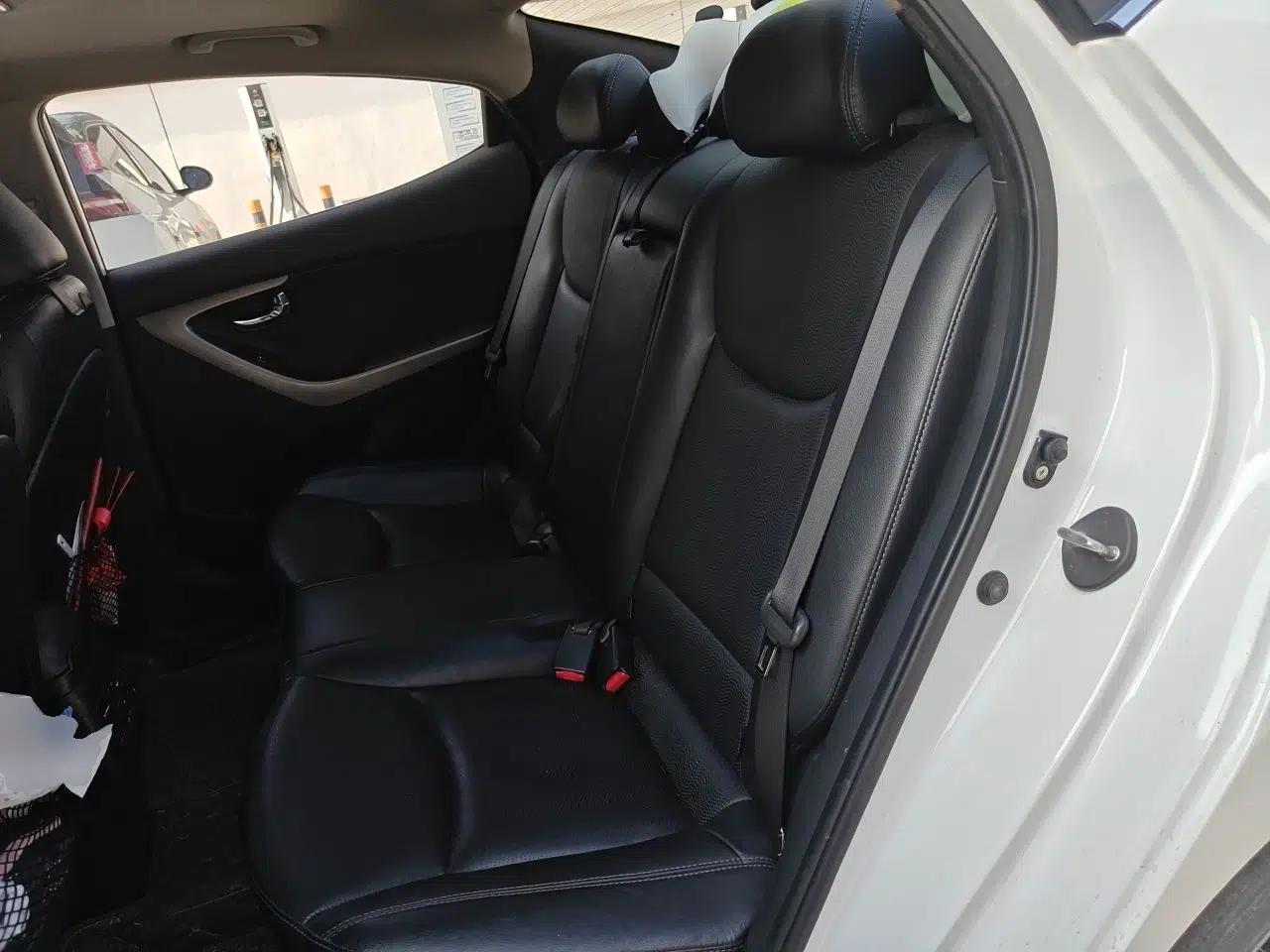 Hyundai Elantra (5th Generation / Langdong) 2013 1.6L Automatic Luxury Model — миниатюра 17