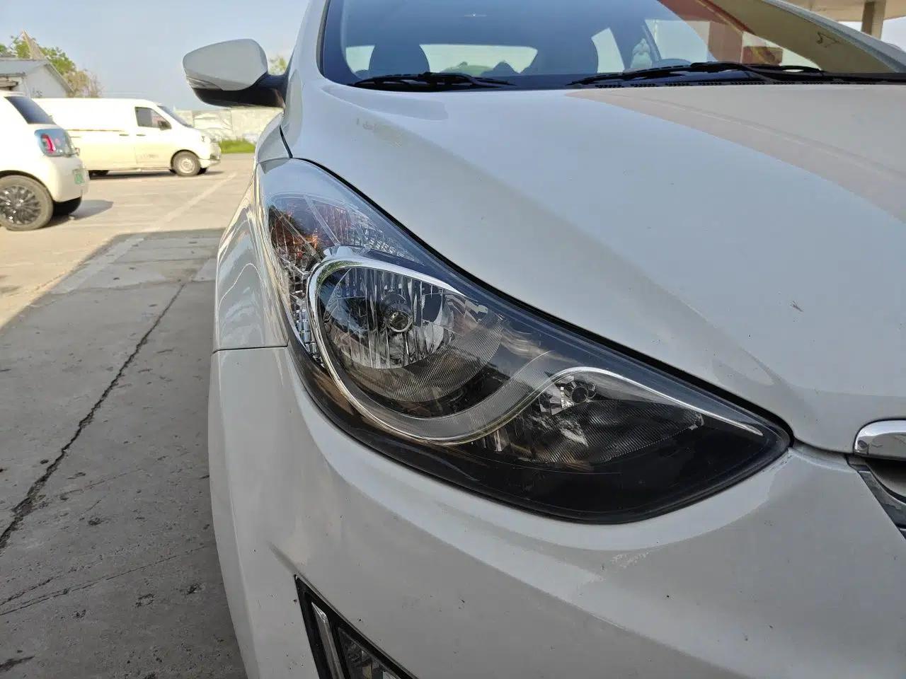 Hyundai Elantra (5th Generation / Langdong) 2013 1.6L Automatic Luxury Model — миниатюра 7