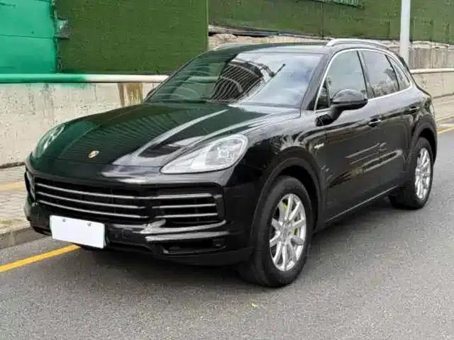 2019 Cayenne E-Hybrid 2.0T