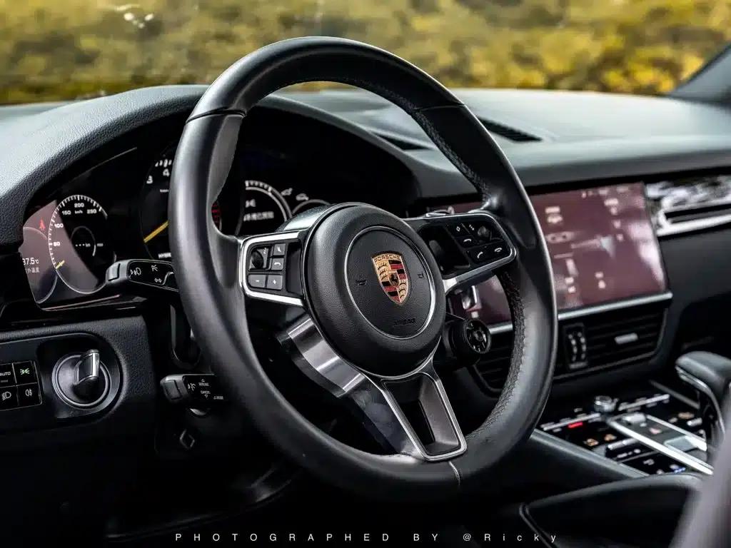 2019 Cayenne E-Hybrid 2.0T — миниатюра 4