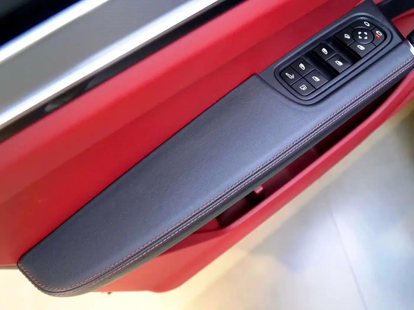 2023 Cayenne E-Hybrid 2.0T Platinum Edition — миниатюра 13