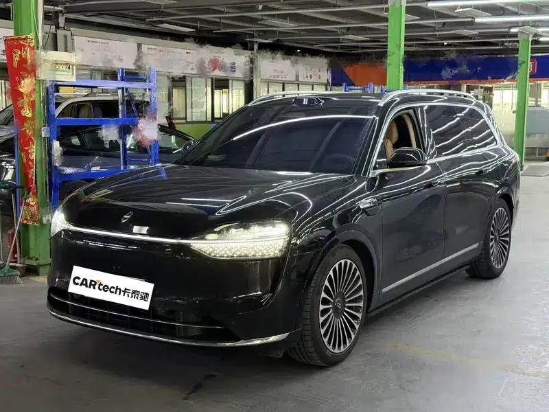 Wenjie M9 2025 Ultra Extended Range Six-Seat Version (192-line LiDAR) — миниатюра 1