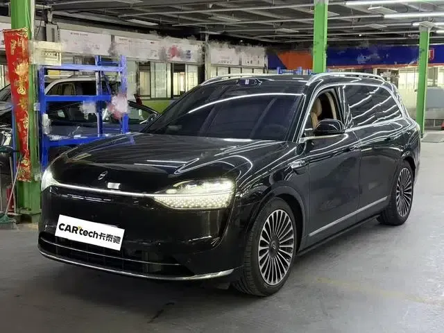 Wenjie M9 2025 Ultra Extended Range Six-Seat Version (192-line LiDAR)
