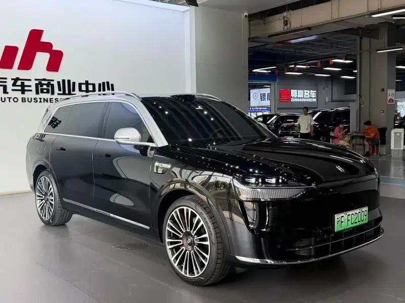 Wenjie M9 2025 Ultra Extended Range Six-Seat Version (192-line LiDAR) — миниатюра 3
