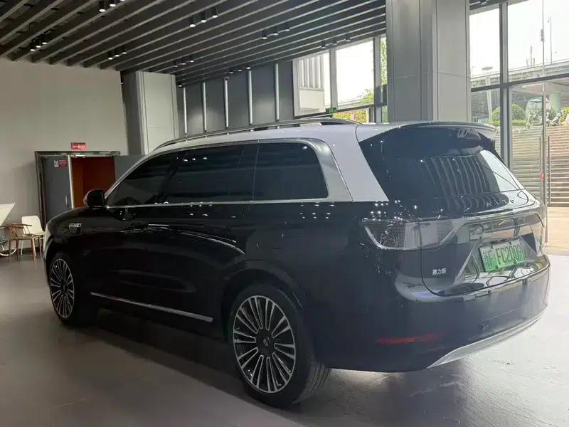 Wenjie M9 2025 Ultra Extended Range Six-Seat Version (192-line LiDAR) — миниатюра 4