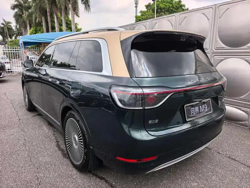Wenjie M9 2025 Ultra Extended Range Six-Seat Version (192-line LiDAR) — миниатюра 4