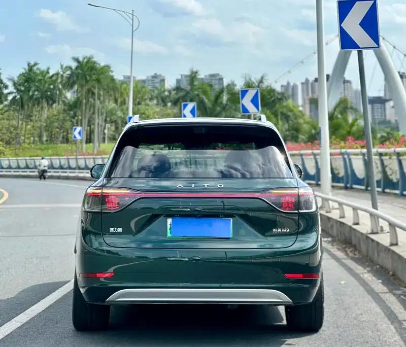Wenjie M9 2025 Ultra Range Extended 5-Seat Version (192-line LiDAR) — миниатюра 6