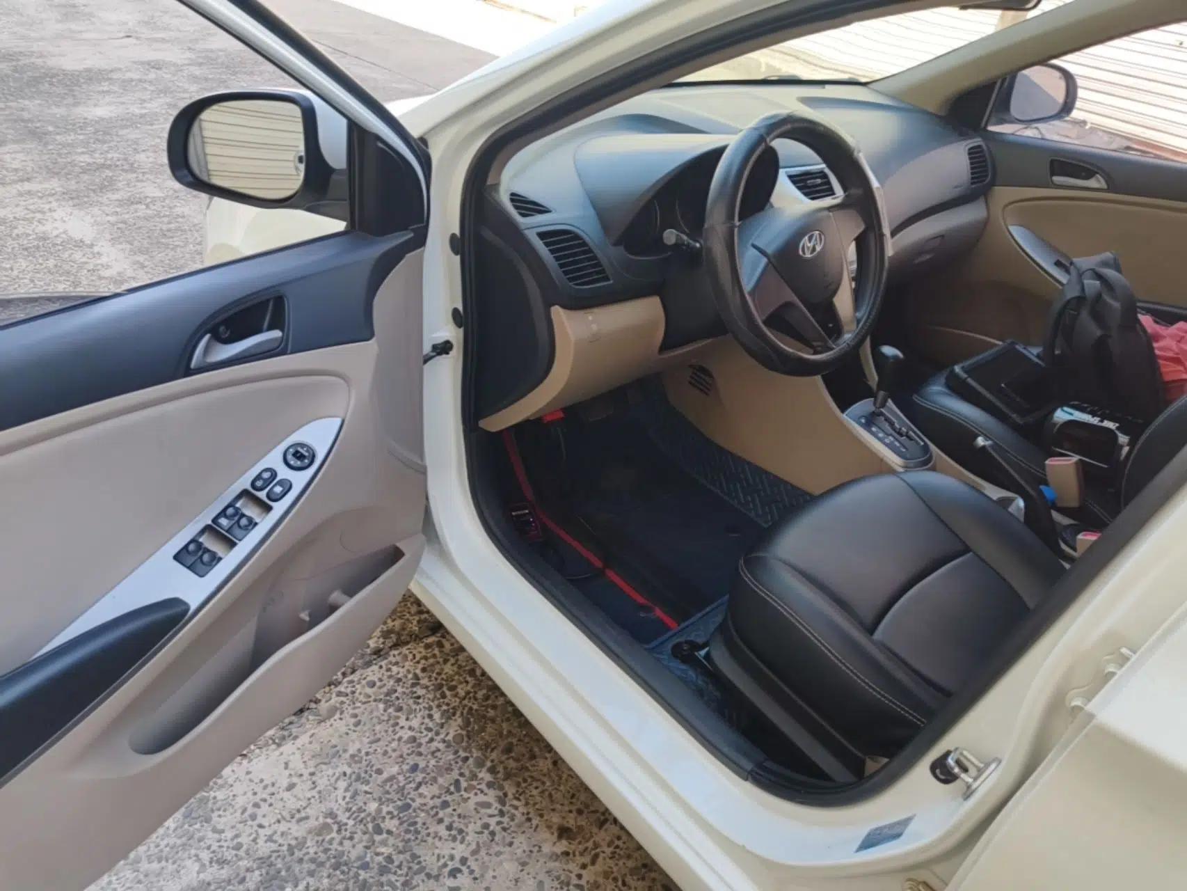 Hyundai Verna (older generation) 2016 1.4L Automatic Leading-Edge GLX — миниатюра 18
