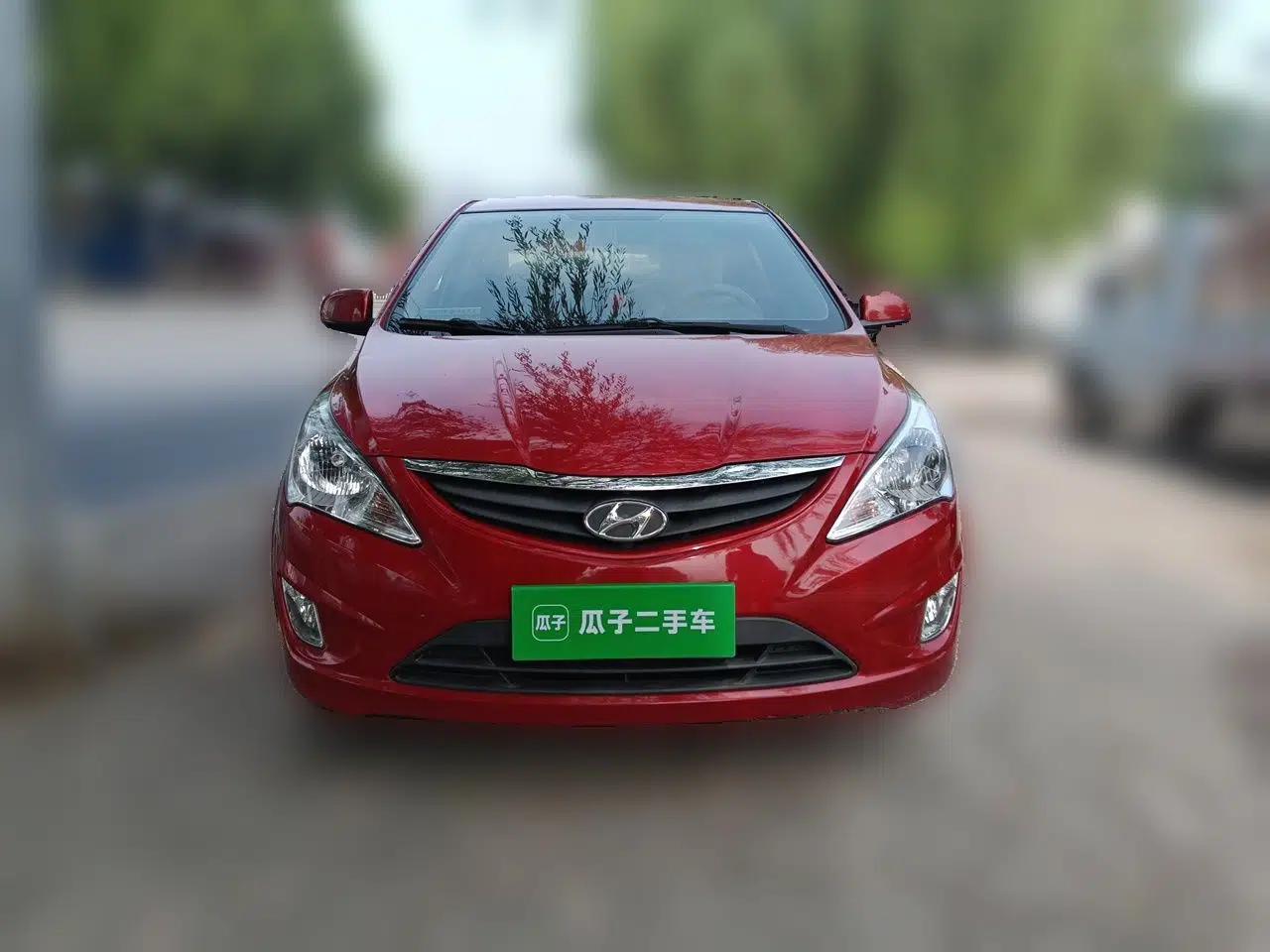 Hyundai Verna (older generation) 2010 Sedan 1.4L Manual Comfort GS — миниатюра 2