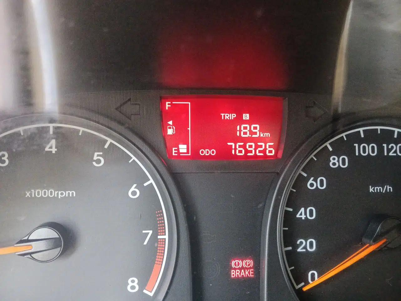 Hyundai Verna (older generation) 2010 Sedan 1.4L Manual Comfort GS — миниатюра 12