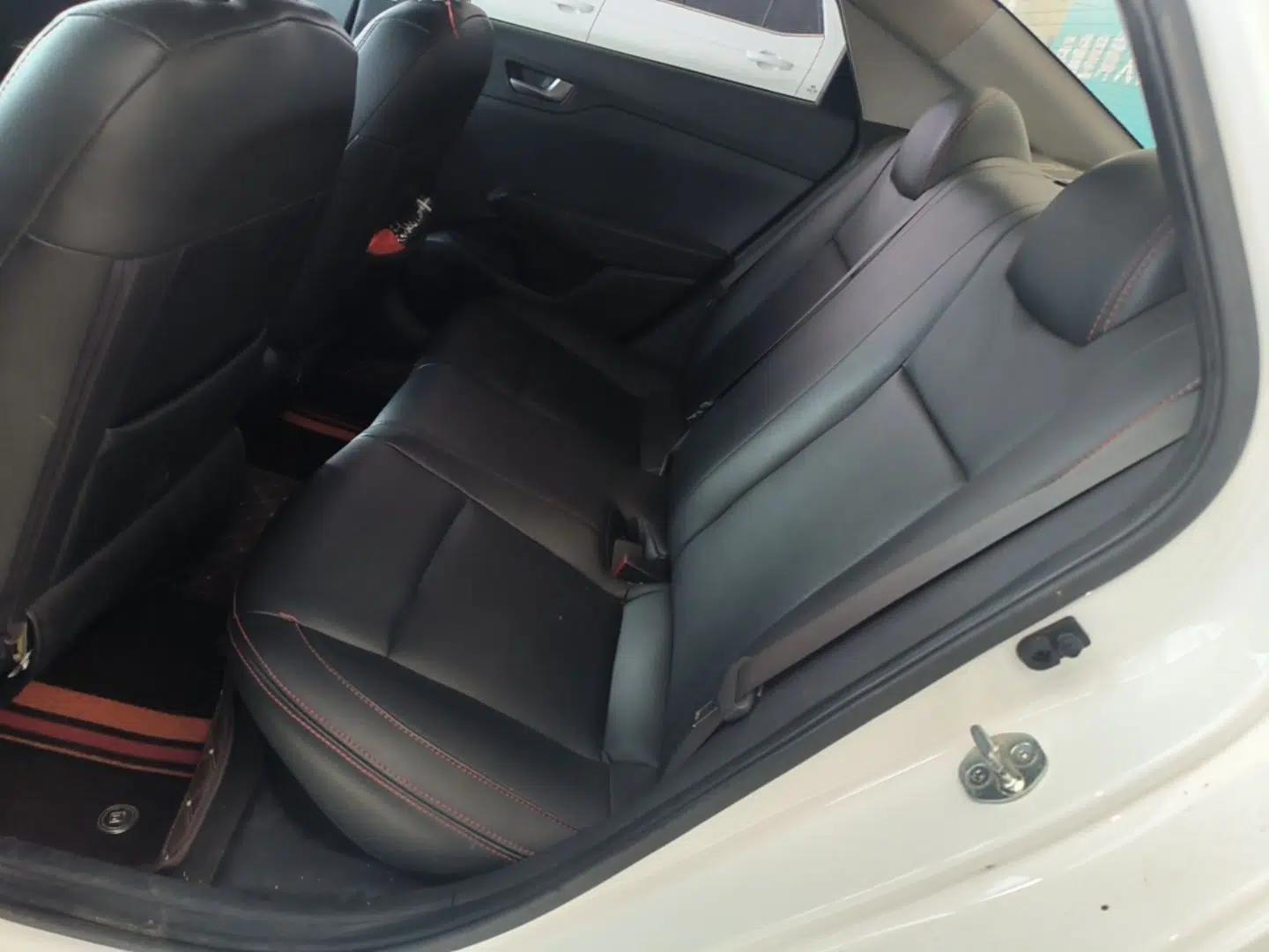 Hyundai Verna (new generation) 2016 1.4L Manual Cool Edition GLS — миниатюра 20