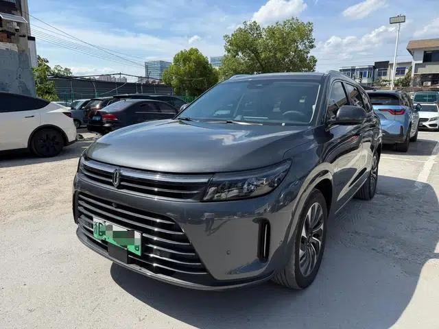 Wenjie M7 2022 All-Wheel Drive Flagship Edition