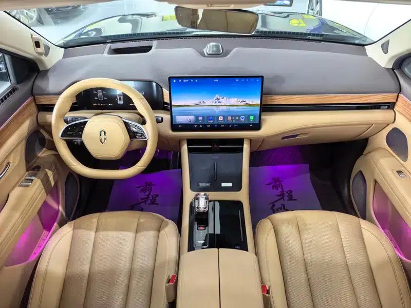 Wenjie M7 2024 Max 5-seater 4WD Intelligent Driving Edition — миниатюра 9
