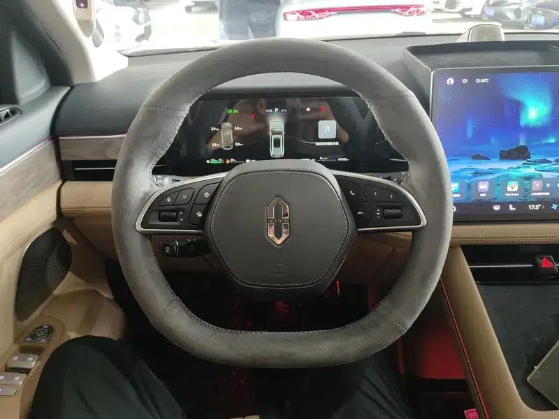 Wenjie M7 2022 AWD Luxury Edition — миниатюра 16