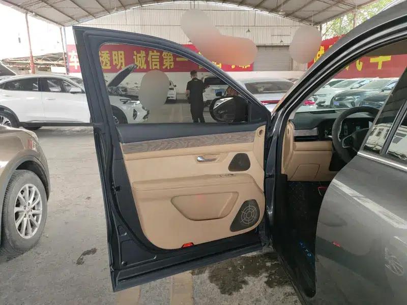 Wenjie M7 2022 AWD Luxury Edition — миниатюра 22