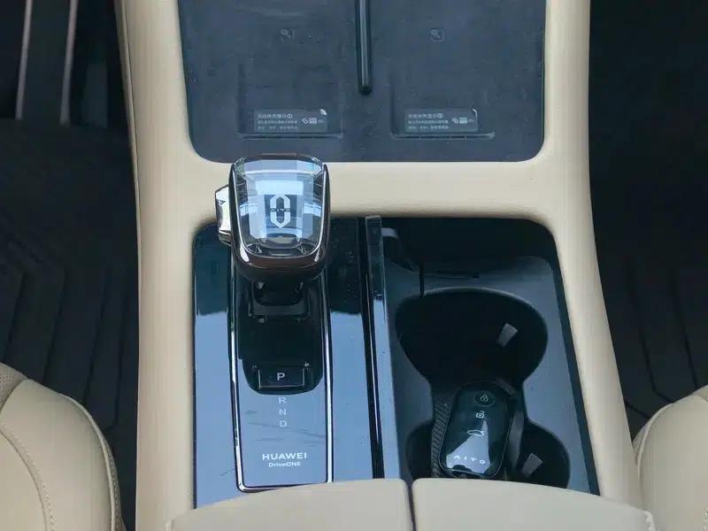 Wenjie M7 2024 Max 5-seater 4WD Intelligent Driving Edition — миниатюра 18