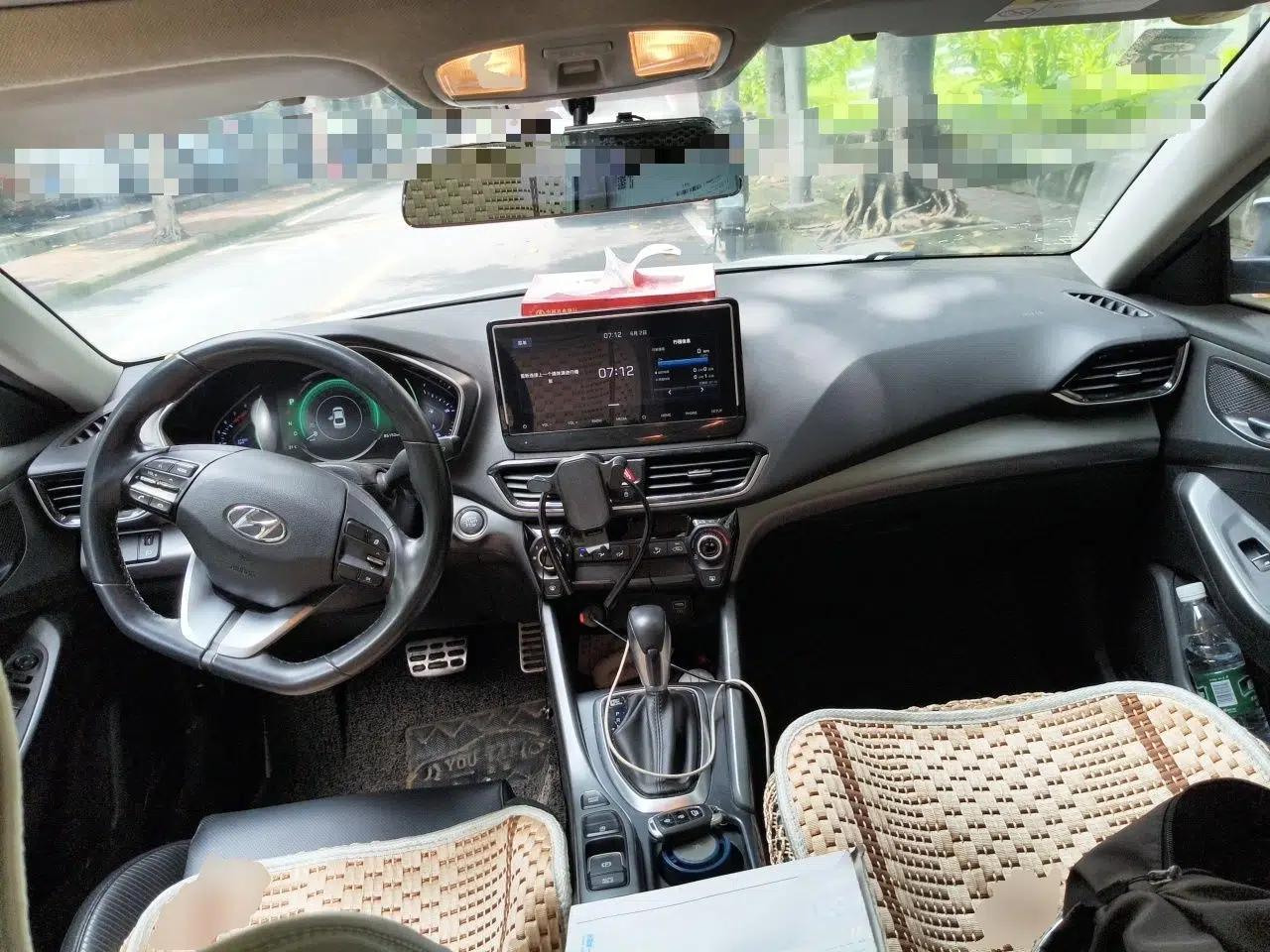 Hyundai Lafesta 2019 280TGDi Sport Edition China VI — миниатюра 9