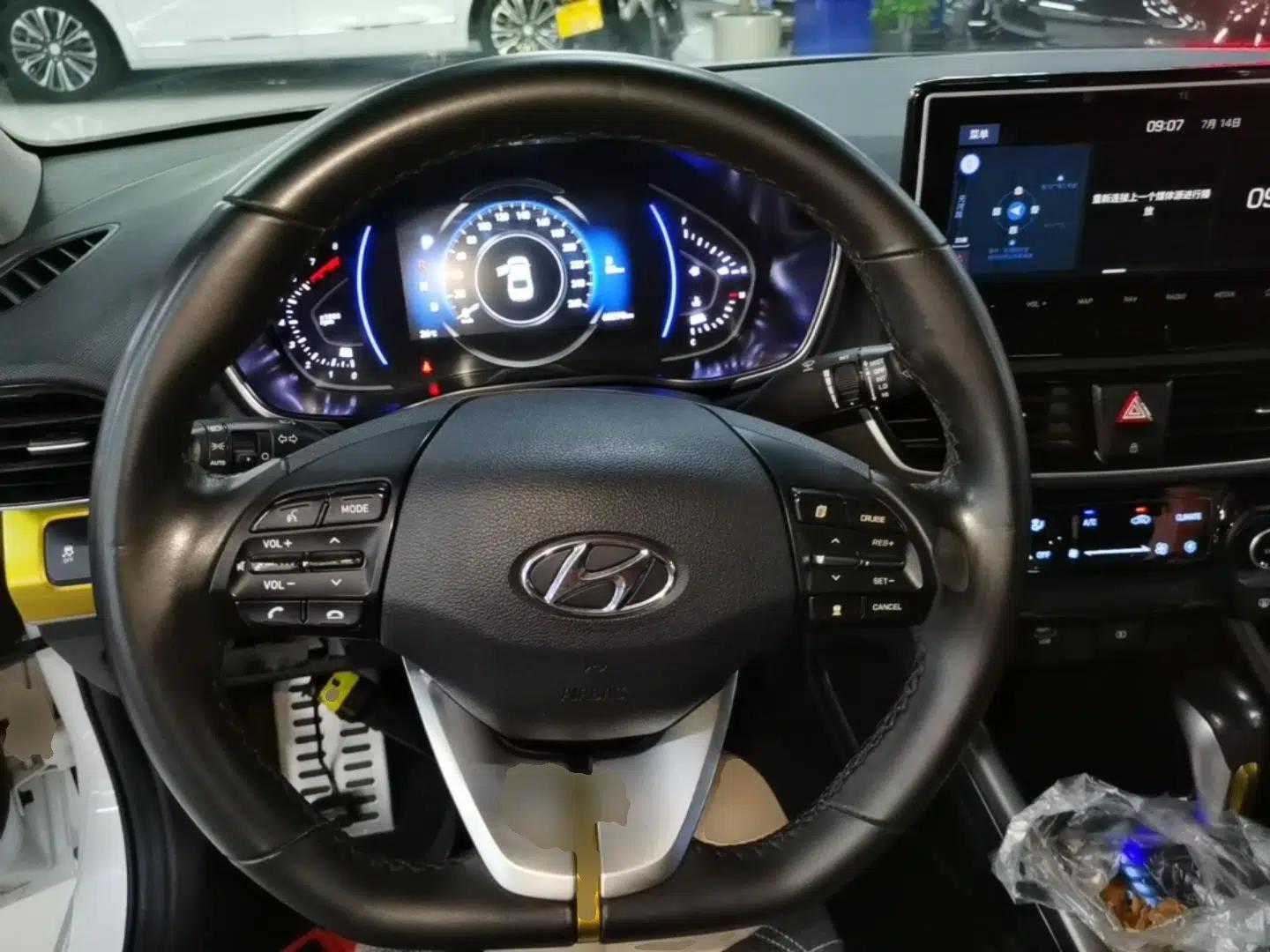Hyundai Lafesta 2019 280TGDi Sport Edition China VI — миниатюра 13