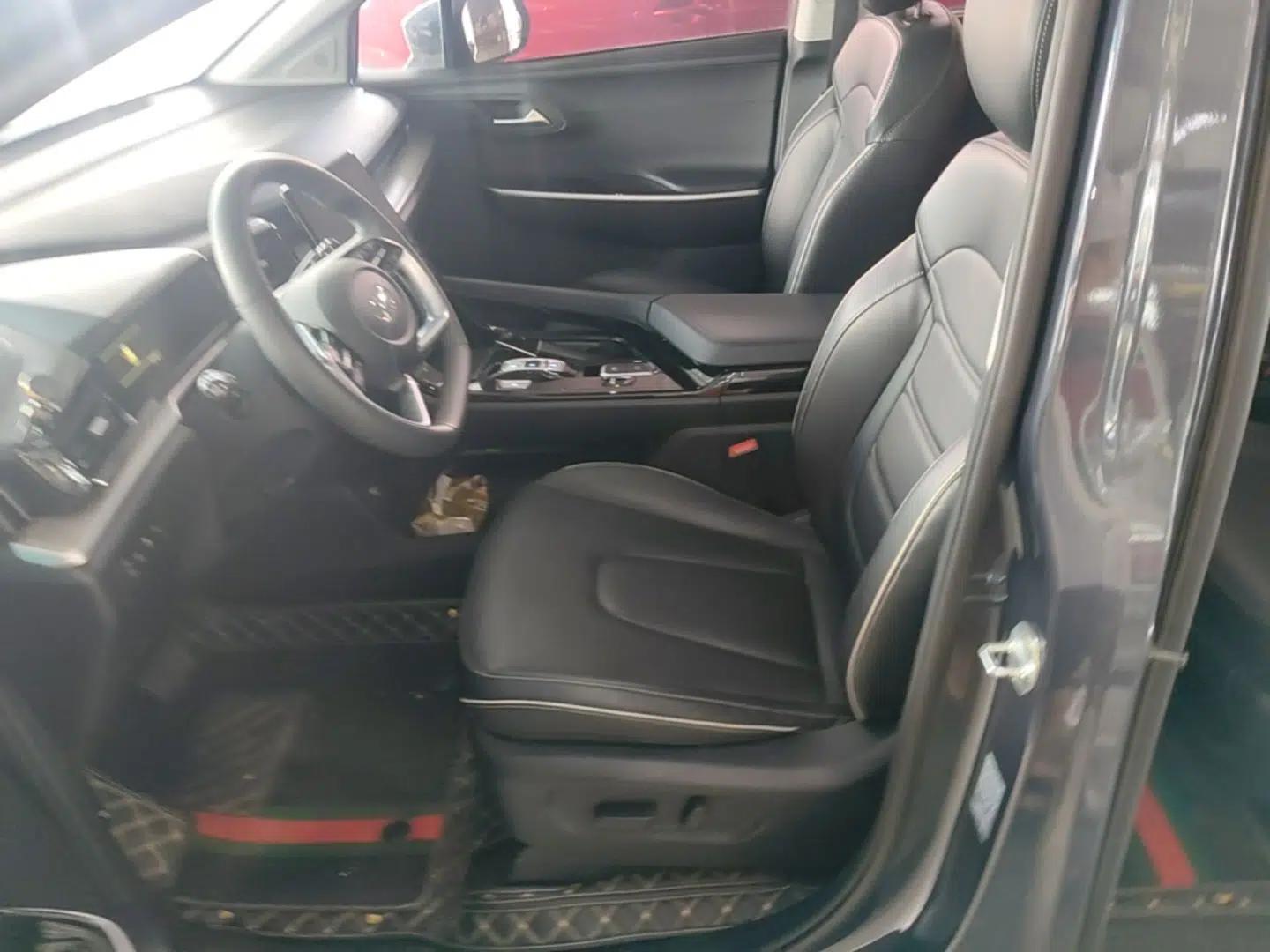 Hyundai Custo 2021 270TGDi Prestige LUX — миниатюра 17