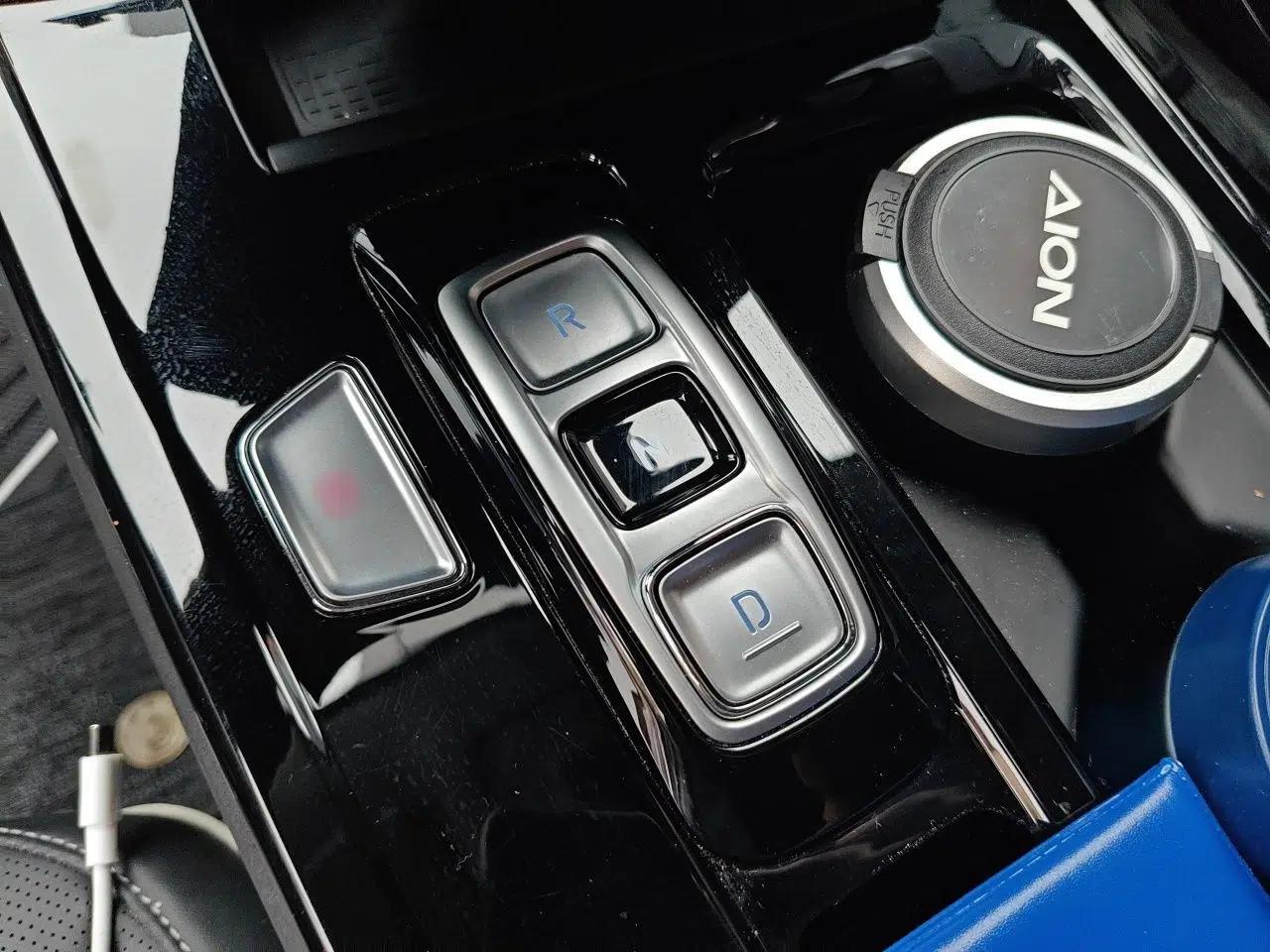 Hyundai Custo 2024 270TGDi LUX Prestige Edition — миниатюра 13