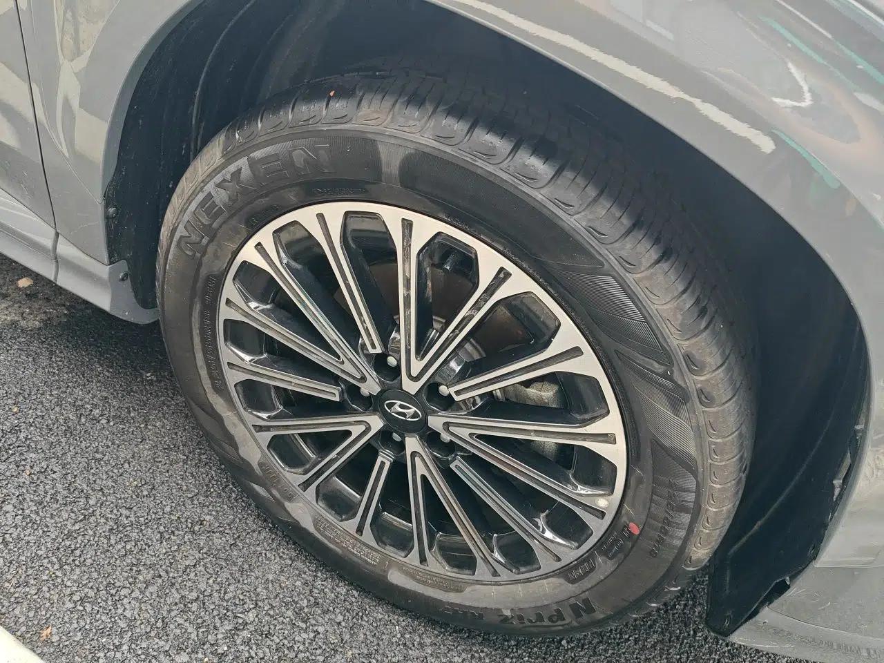 Hyundai Custo 2024 270TGDi LUX Prestige Edition — миниатюра 8