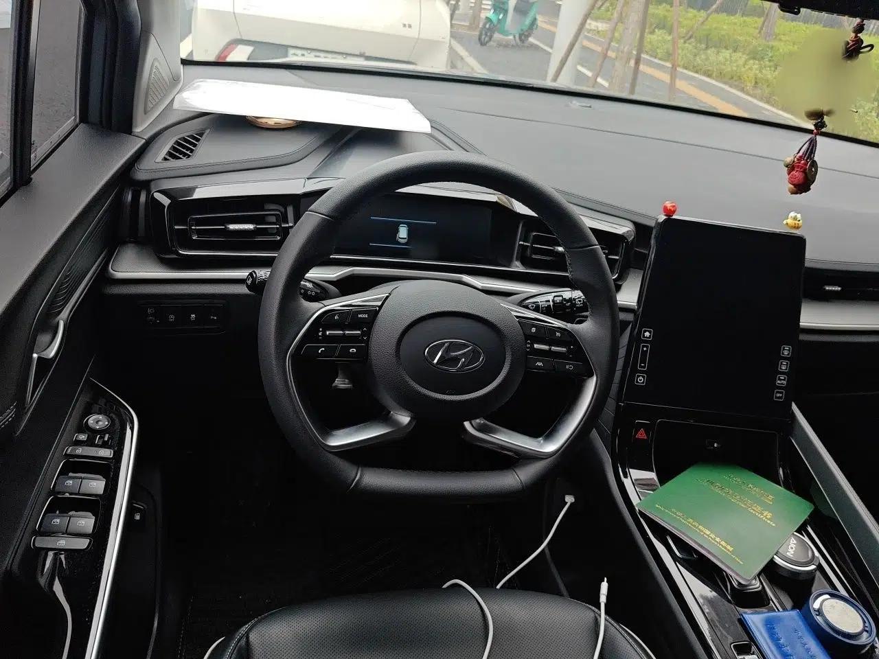 Hyundai Custo 2024 270TGDi LUX Prestige Edition — миниатюра 9