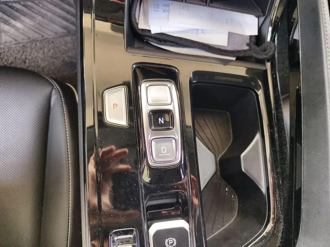 Hyundai Custo 2021 380TGDi Smart Love Flagship Edition TOP Premium — миниатюра 14