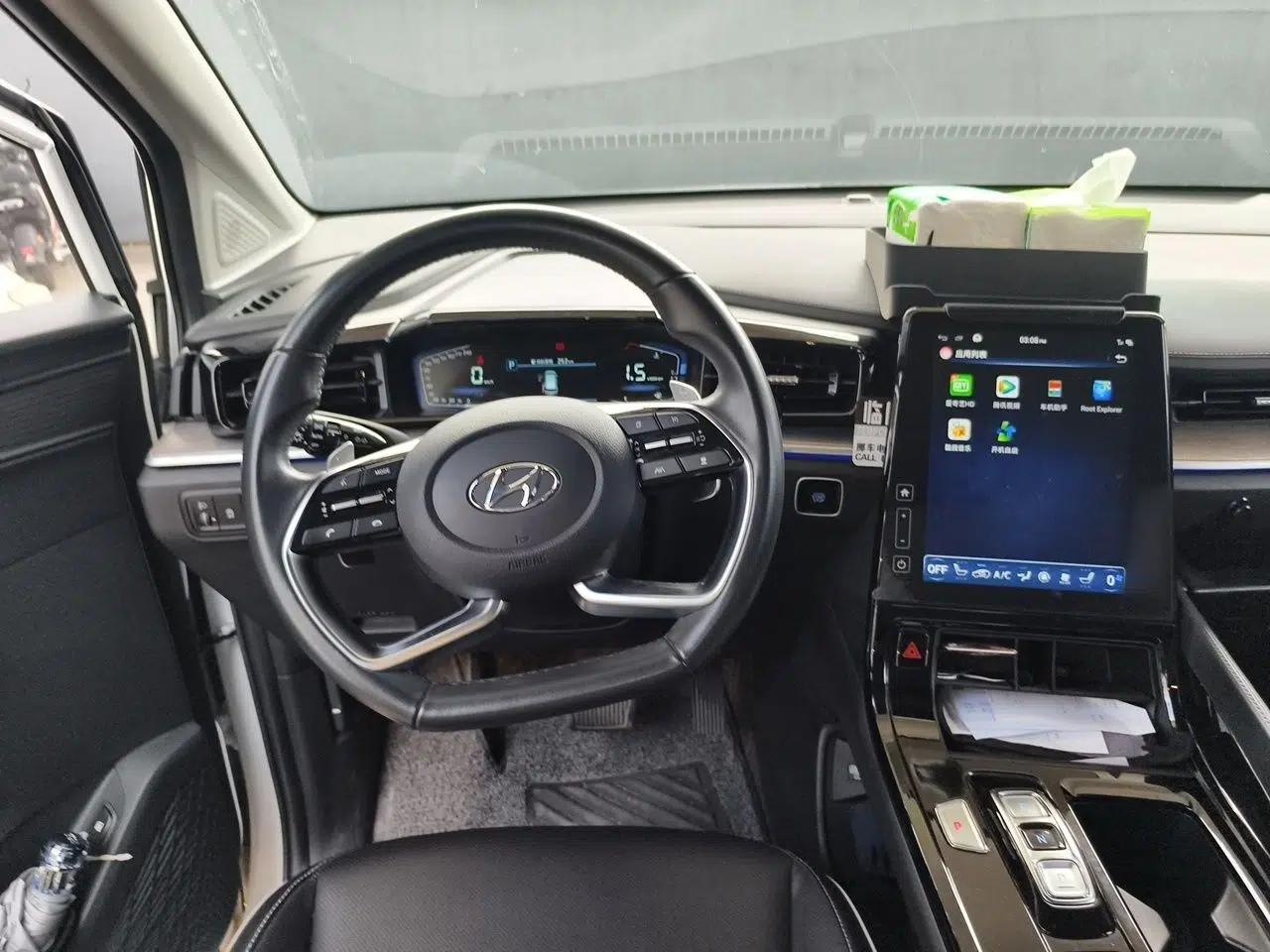 Hyundai Custo 2021 380TGDi Smart Love Flagship Edition TOP Premium — миниатюра 10