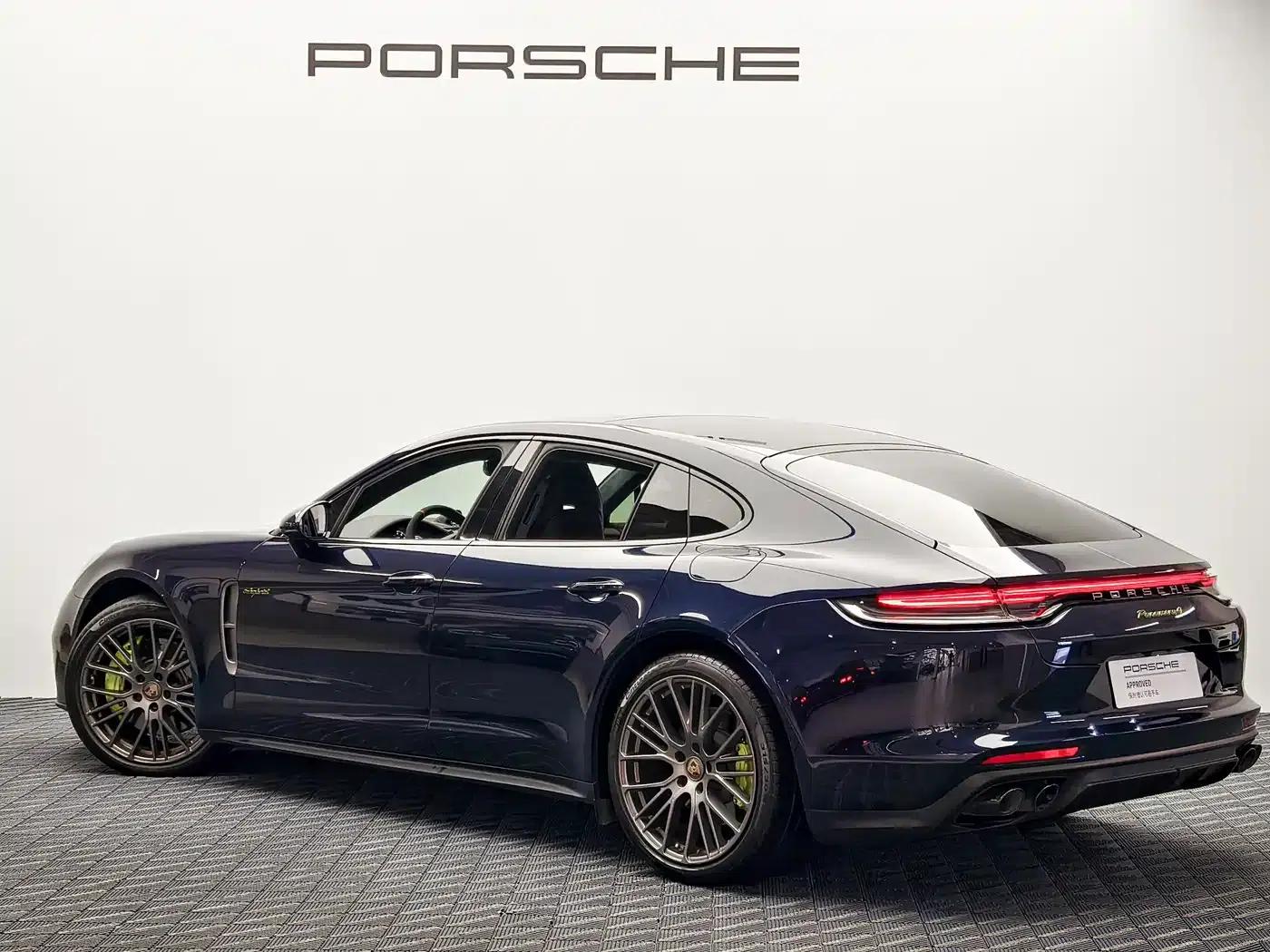 2022 Panamera 4 E-Hybrid Platinum Edition 2.9T — миниатюра 6