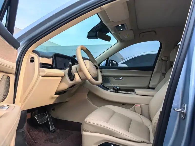 Wenjie M5 2024 Pure Electric Max Rear-Wheel Drive High-End Intelligent Driving Edition — миниатюра 9
