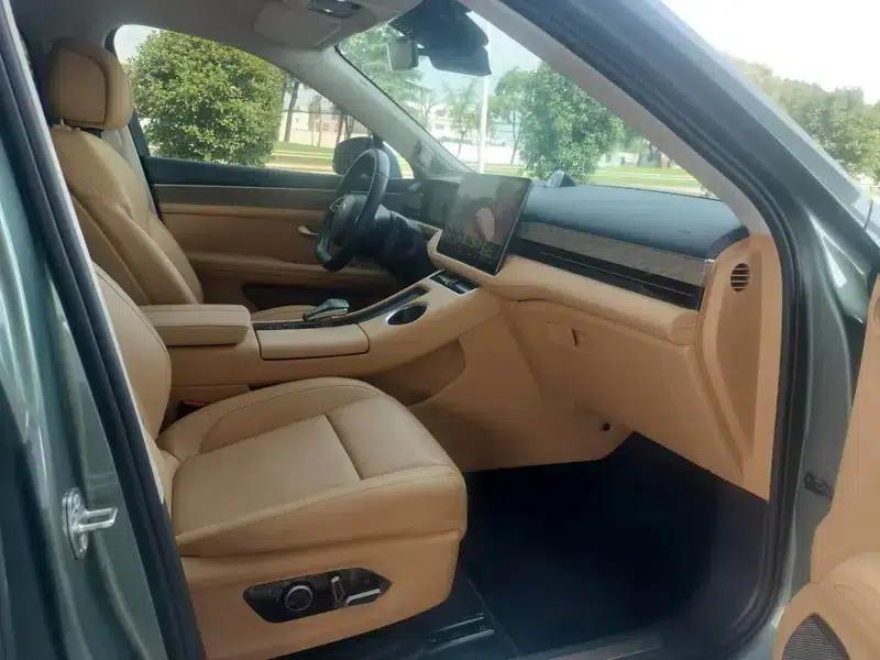 Wenjie M5 2022 Extended Range 4WD Ultimate Edition — миниатюра 11