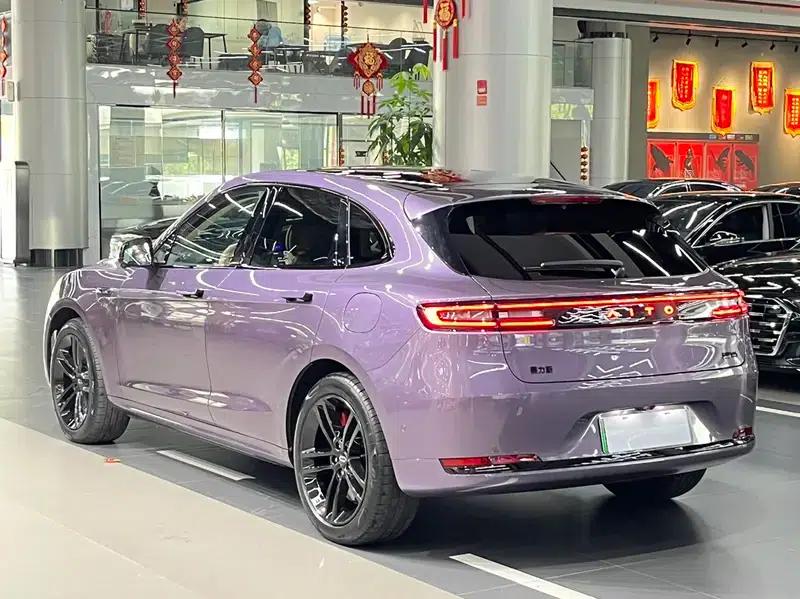 Wenjie M5 2025 Extended Range Ultra 4WD Version — миниатюра 4