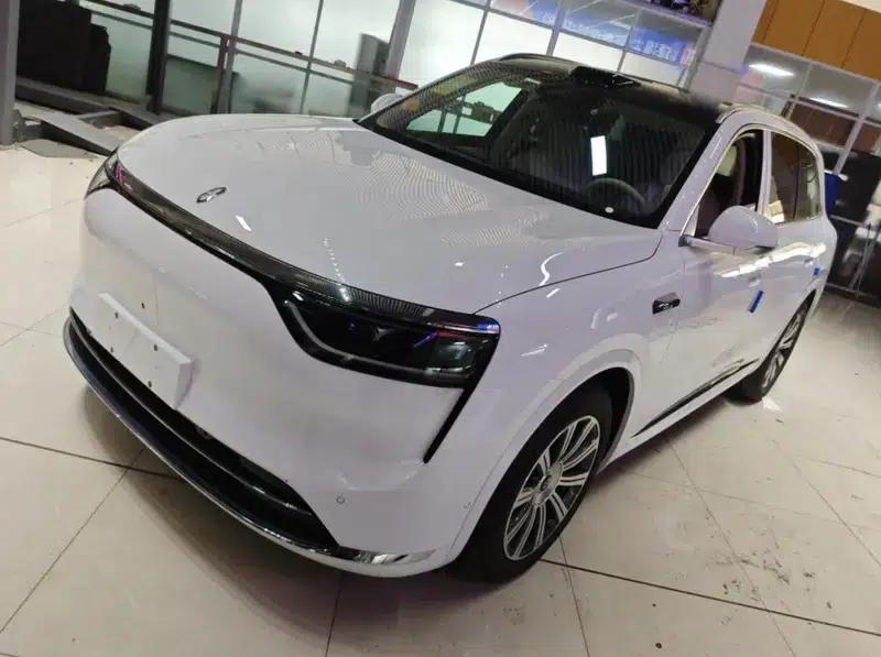 Wenjie M8 2025 Extended Range Max 5-Seat Version (192-line LiDAR) — миниатюра 1