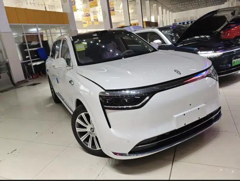 Wenjie M8 2025 Extended Range Max 5-Seat Version (192-line LiDAR) — миниатюра 2