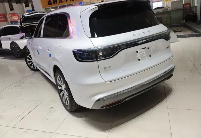 Wenjie M8 2025 Extended Range Max 5-Seat Version (192-line LiDAR) — миниатюра 3