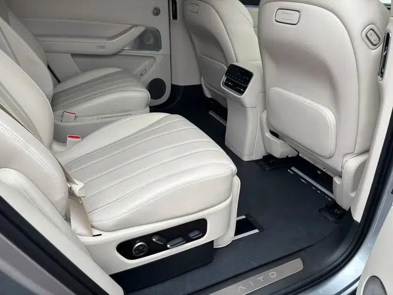 Wenjie M8 2025 Extended Range Ultra 6-Seat 4WD (192-line LiDAR) — миниатюра 9