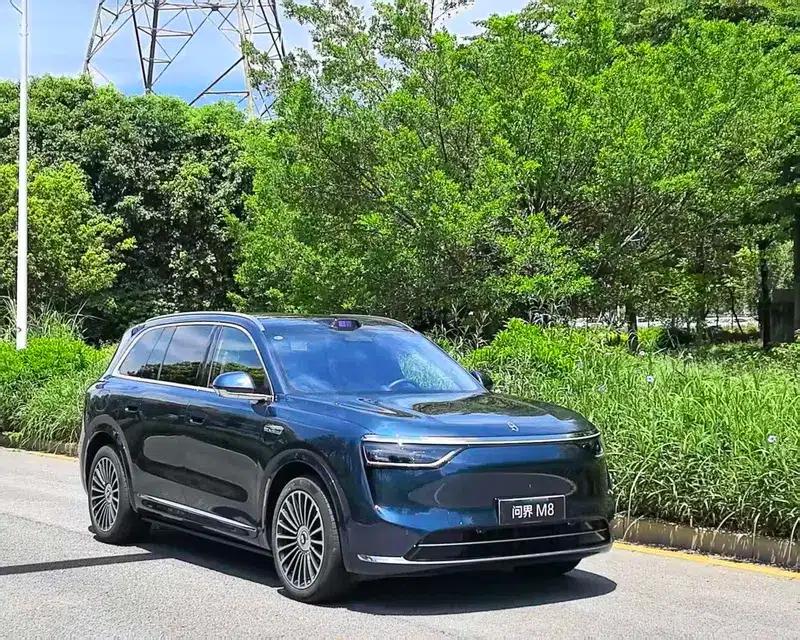 Wenjie M8 2025 Extended Range Ultra 5-Seat 4WD (192-line LiDAR) — миниатюра 2