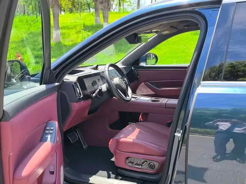 Wenjie M8 2025 Extended Range Ultra 5-Seat 4WD (192-line LiDAR) — миниатюра 11