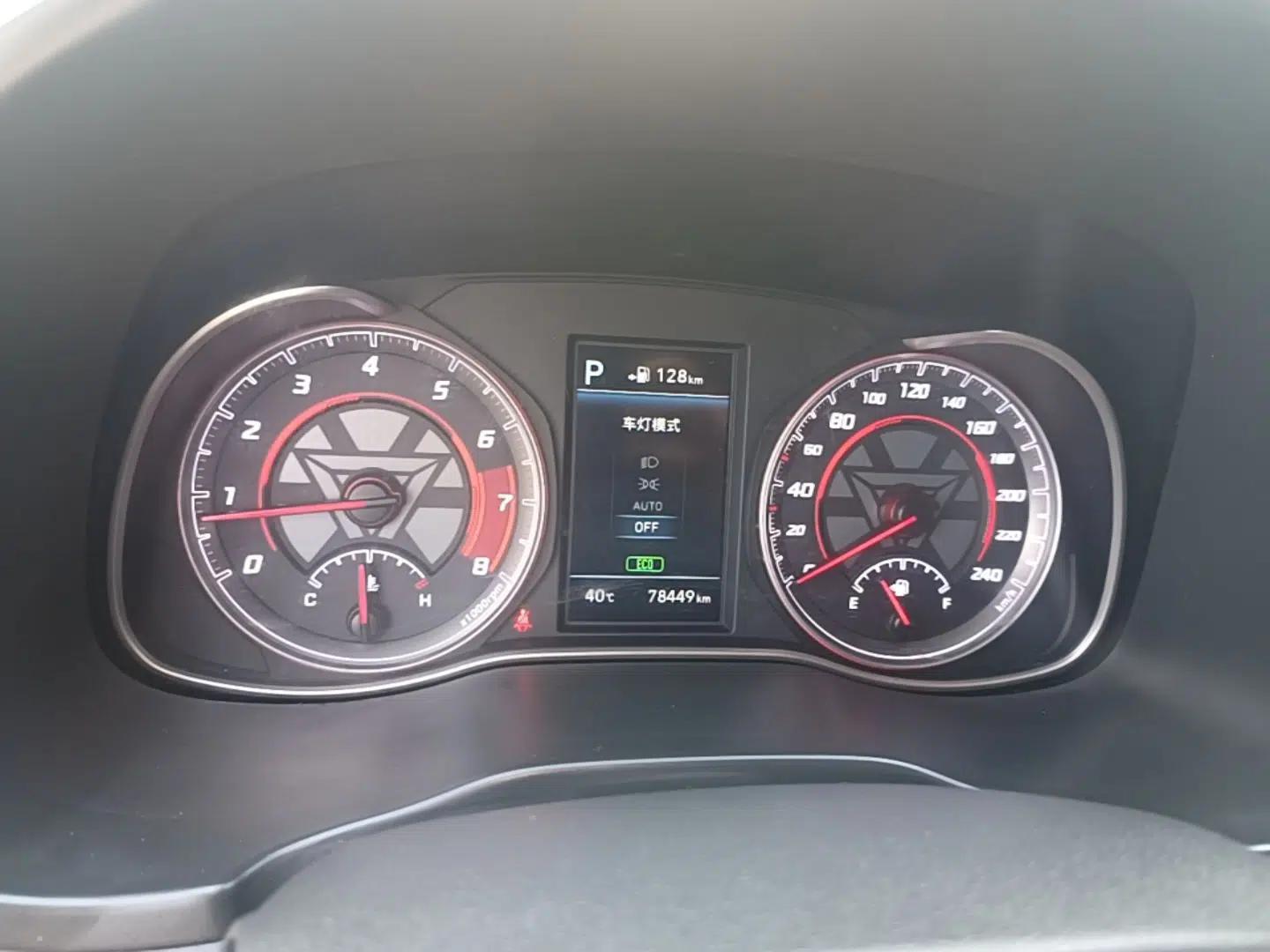 Hyundai ENCINO 2019 1.6T Iron Man Edition — миниатюра 14