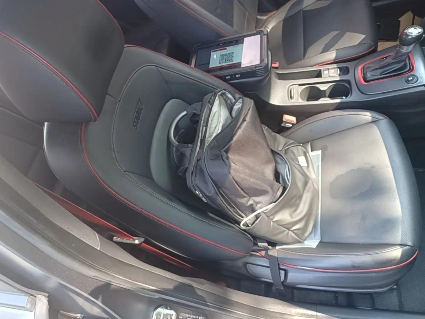 Hyundai ENCINO 2019 1.6T Iron Man Edition — миниатюра 19
