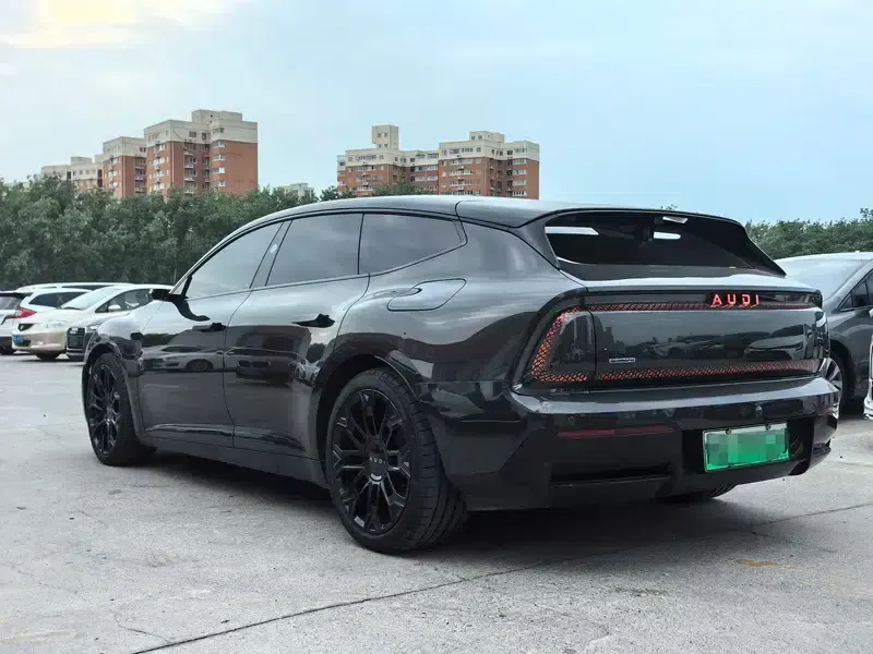 Audi E5 Sportback 2026 Model: quattro Performance Edition — миниатюра 4