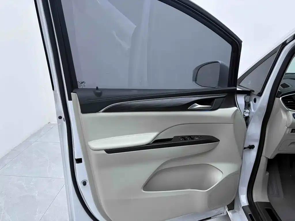 Buick GL8 2023 ES Luxury Comfort Edition — миниатюра 15