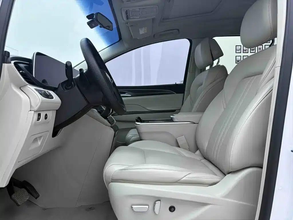 Buick GL8 2023 ES Luxury Comfort Edition — миниатюра 16