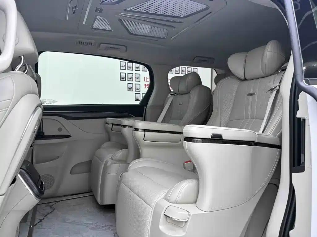 Buick GL8 2023 ES Luxury Comfort Edition — миниатюра 18