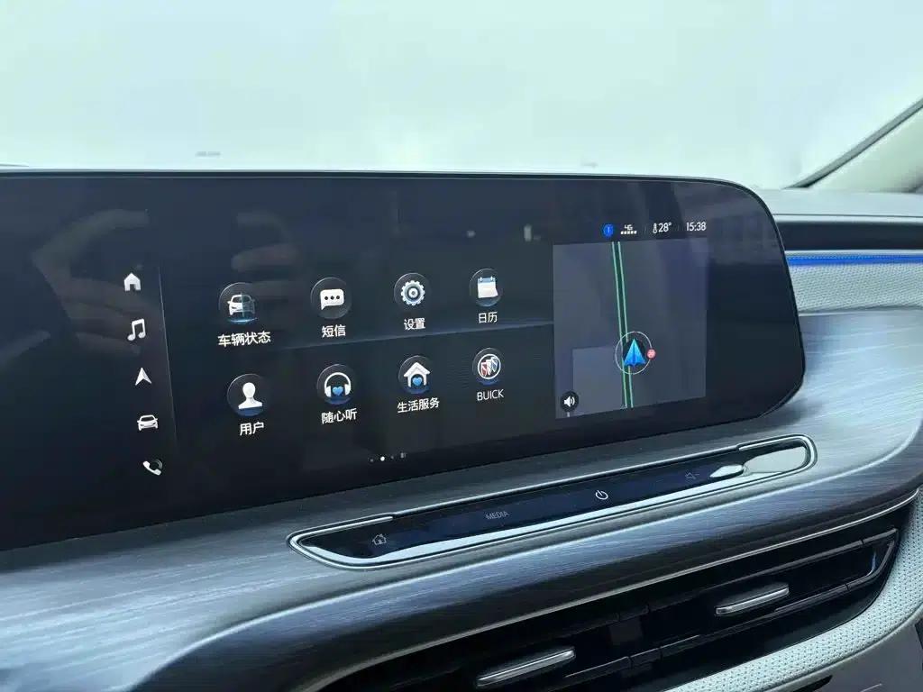 Buick GL8 2023 ES Luxury Comfort Edition — миниатюра 24